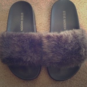 Steve Madden Sandels